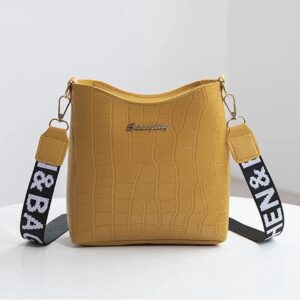 Kleine Messengerbag, croco print, in Yellow (geel)