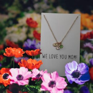 We love you Mom! mooi kettinkje met 3 bedeltjes