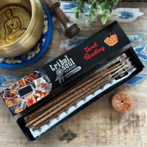 Wierook voor reiniging van puin bij het leggen van Tarot kaarten + houder.