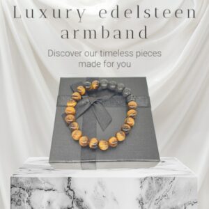 Armband met Tijgeroog en Lavasteen kralen