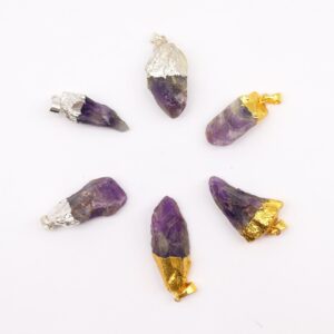 Amethist hanger in goud of zilverkleurige vatting